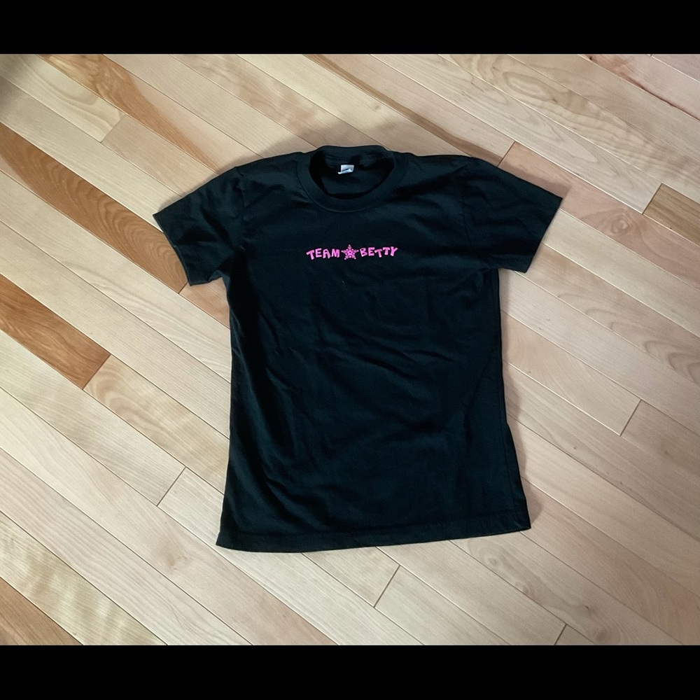 TeamBetty campaign retro snowboarding tee kid size